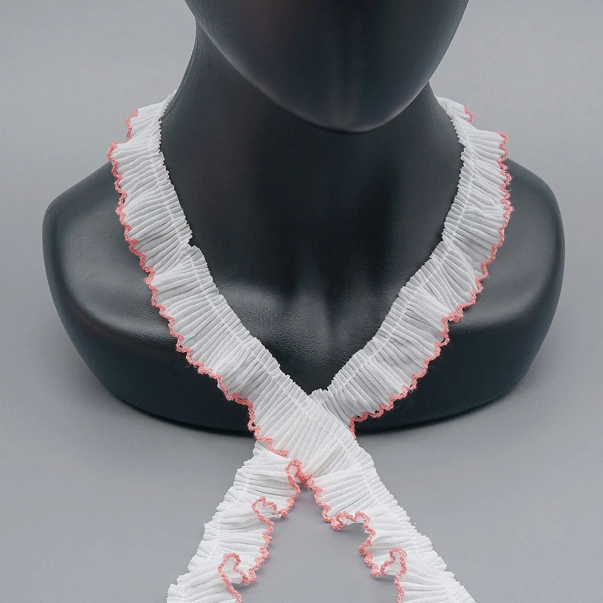 Кружево плиссированное шир.2,5см дл.1м цв.04 белый/розовый 7748767 для кукол | 2