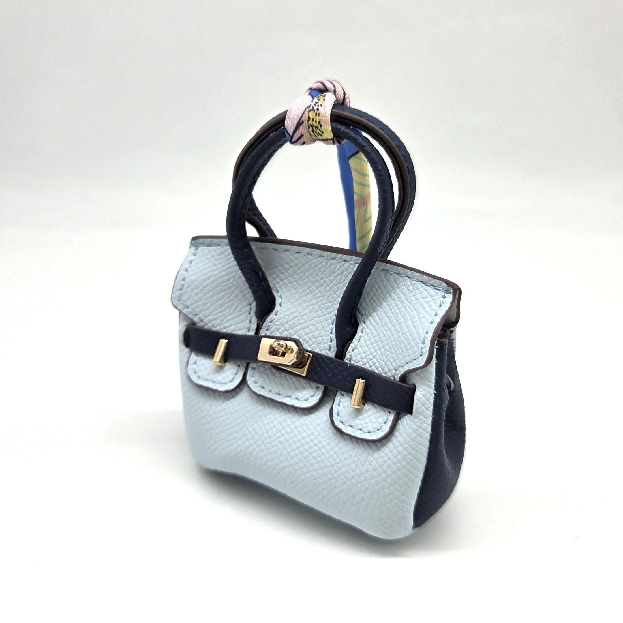 Сумка 7*7,5*3см цв.голубой/т.синий (17) С-156 для кукол | 2