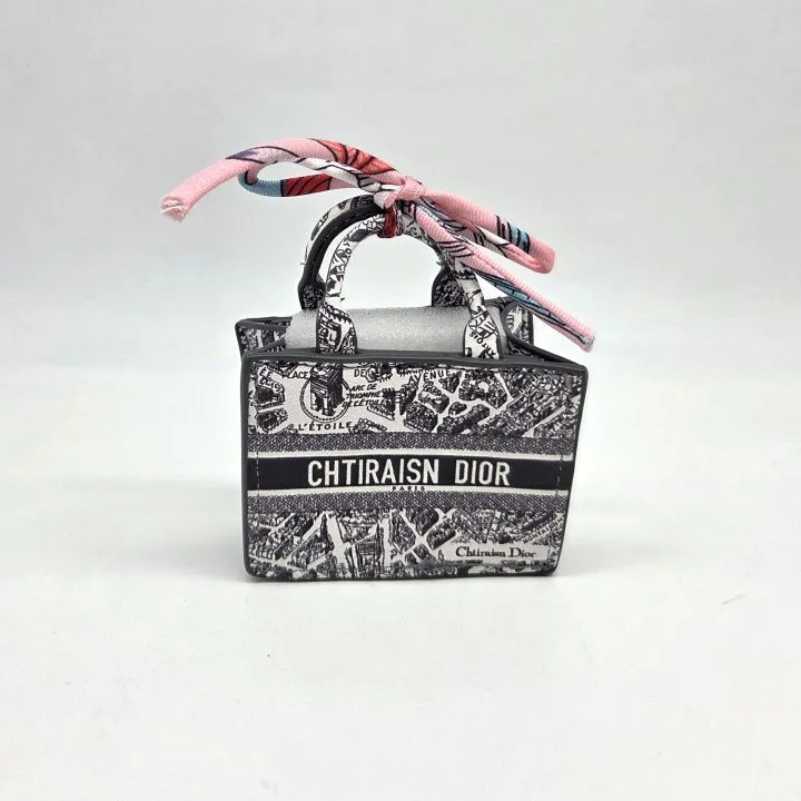 Сумка CD 7,7*6*4см цв.чёрный (05) С-155 для кукол