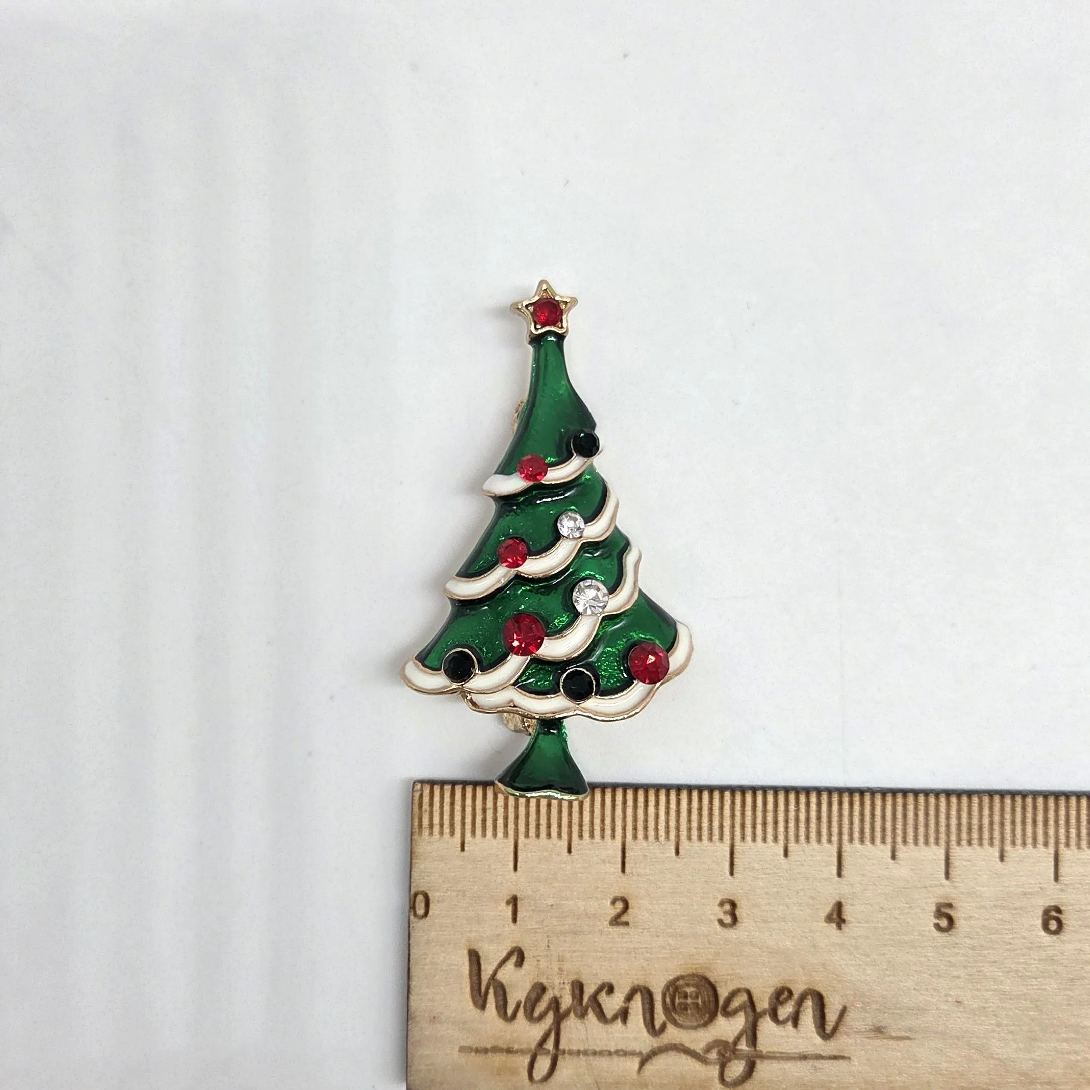 Брошь Ёлка 4,5*2,8см 27846 для кукол | 2