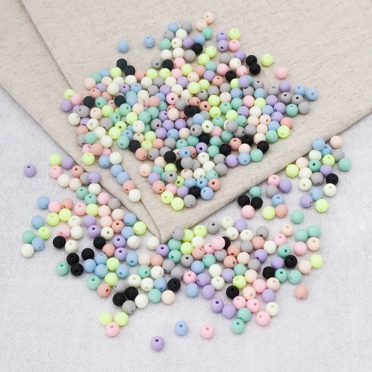Бусины пластиковые матовые, круглые d-6мм, 50гр. цв.микс 7748416 для кукол | 4