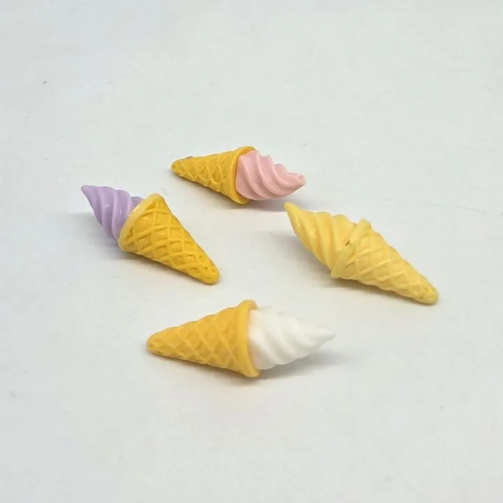 Мороженое Рожок 3,2*1,2см цв.МИКС 1шт. 27876 для кукол