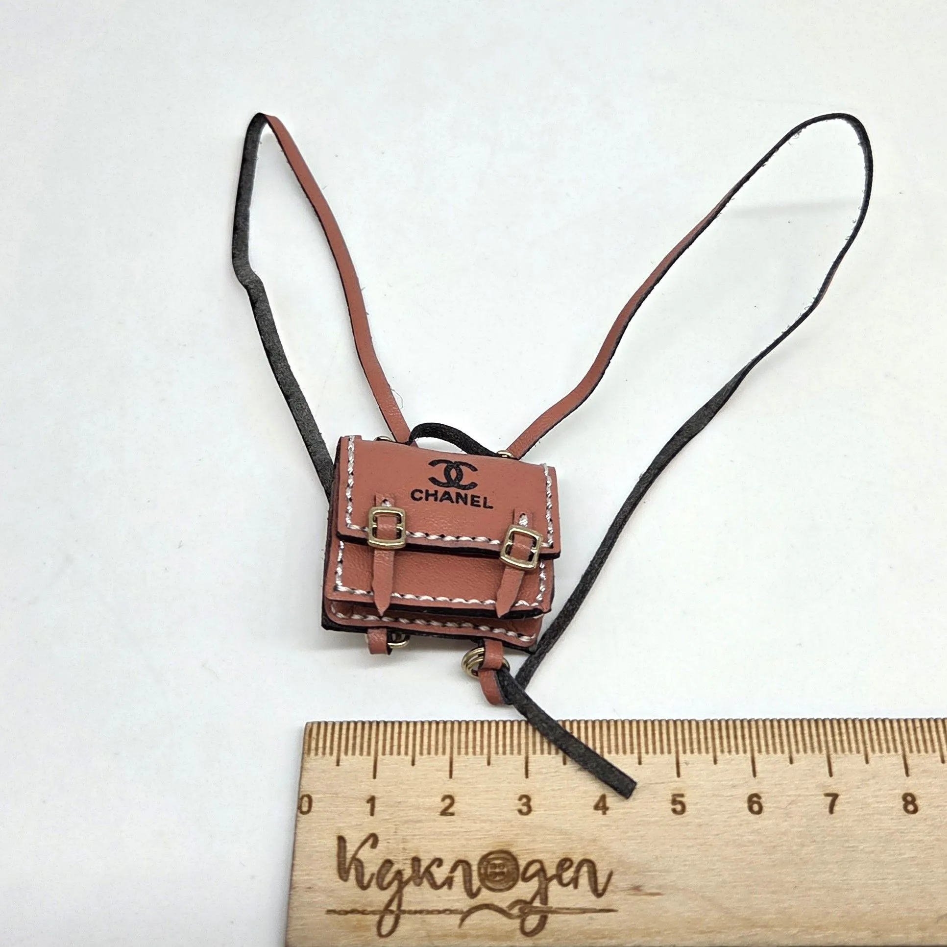 Сумка-рюкзак СН 3*2,8*1,1см цв.коралловый (03) С-157 для кукол | 2