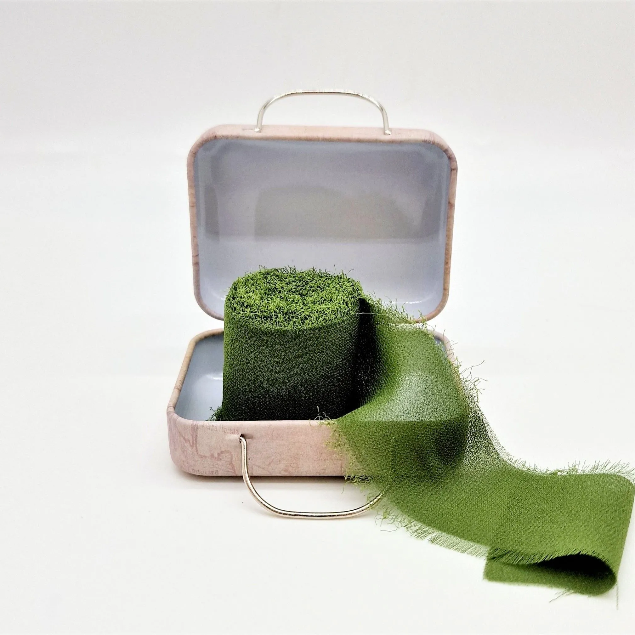 Тесьма шелковая матовая для Тедди 4см 5метров цв.еловый ТД-132 для кукол | 1