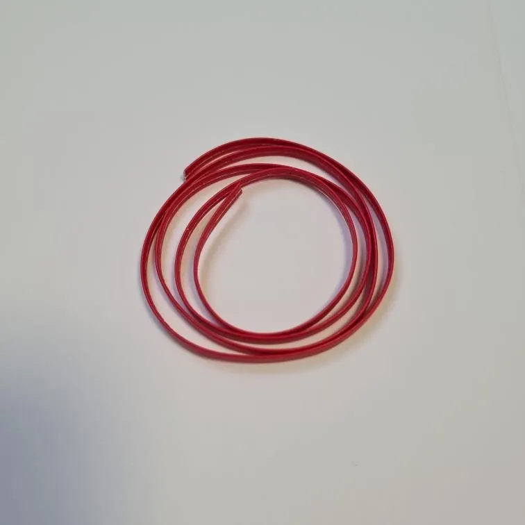 Ремень для кукол цв.красный  3мм Р-001 без пряжки для кукол | 1