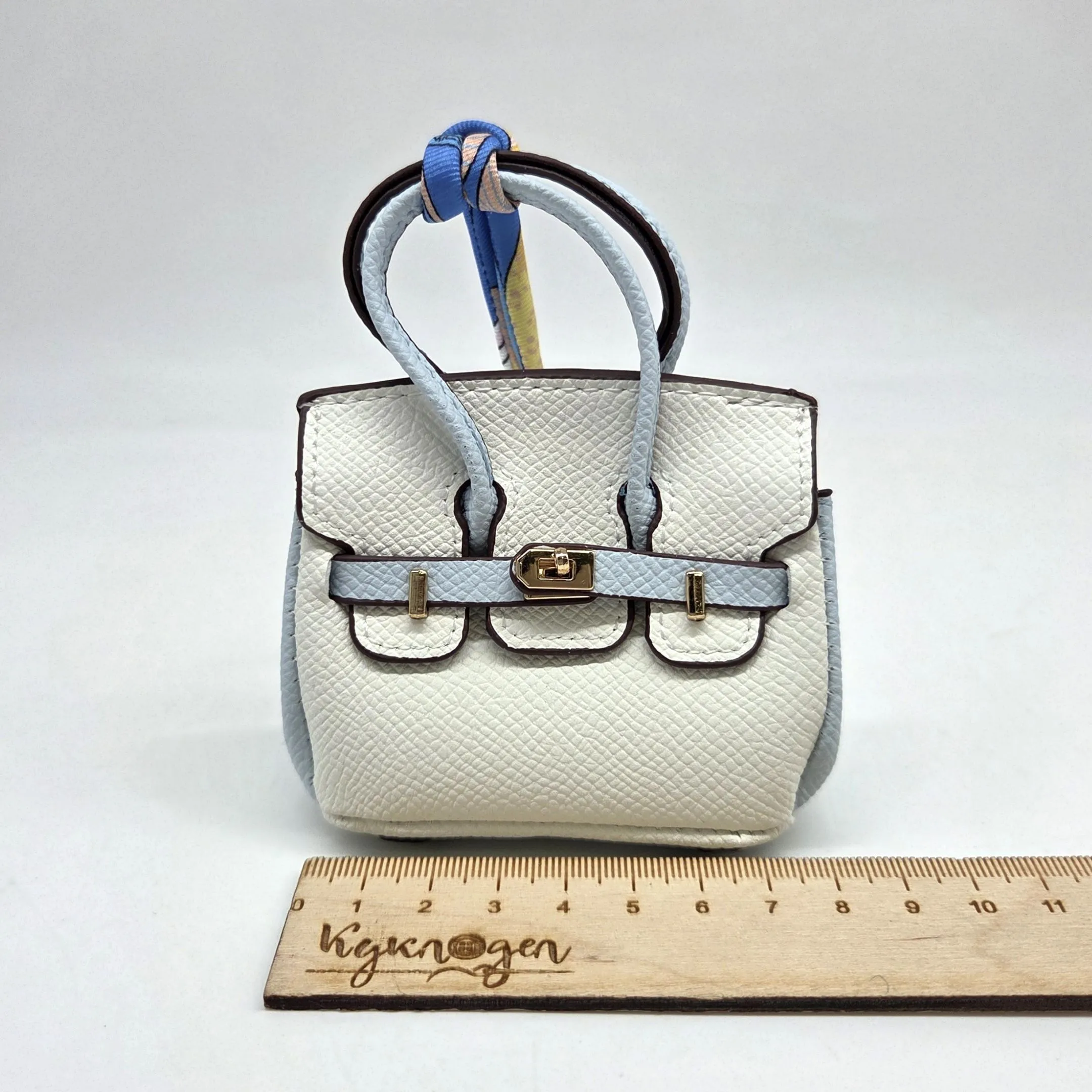 Сумка 7*7,5*3см цв.кремовый/голубой (12) С-156 для кукол | 1