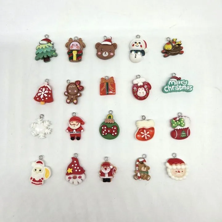 Набор новогодних подвесок 20шт. 27843 для кукол