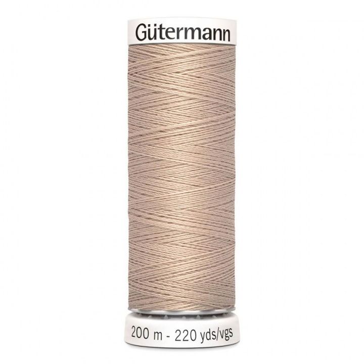 Швейные нитки Gutermann для кукол